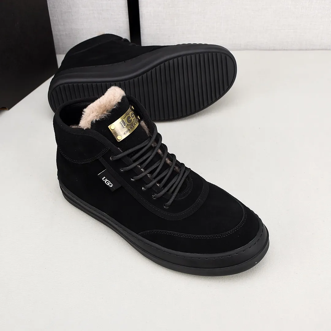 PP520👟👟👟【ugg】The upper is made of waterproof nubuck, real wool lining, and non-slip rubber sole. Warm and comfortable, a must-have in winter! Men's size 38-44 (custom-made size 45 is non-refundable).